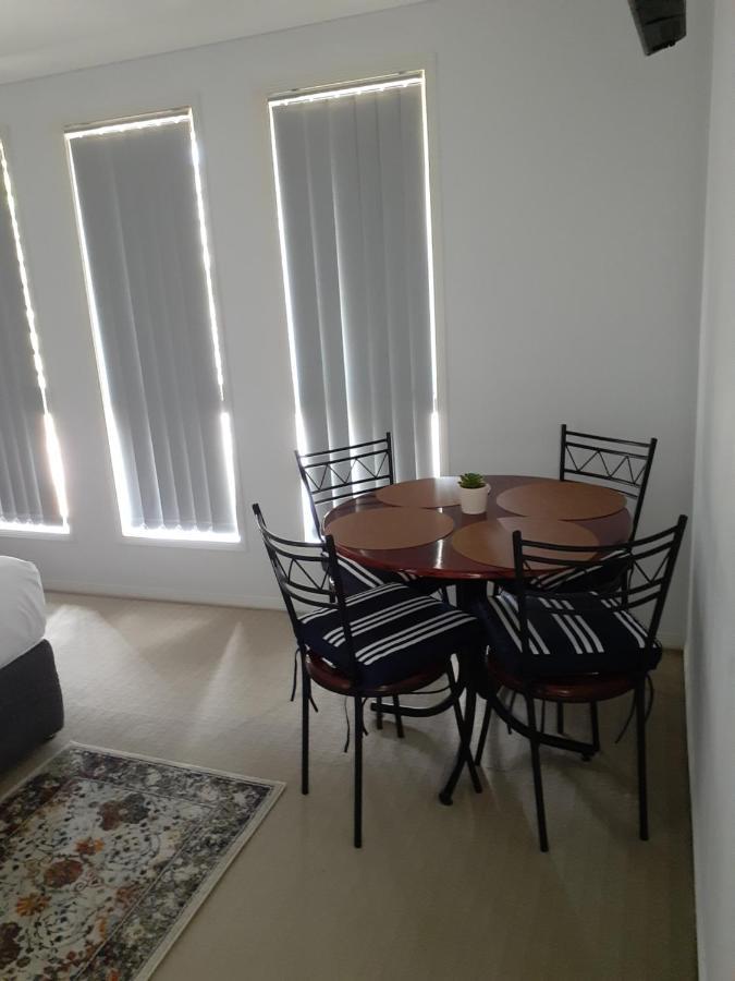 Blk Stays Guest House Deluxe Units Morayfield Dış mekan fotoğraf