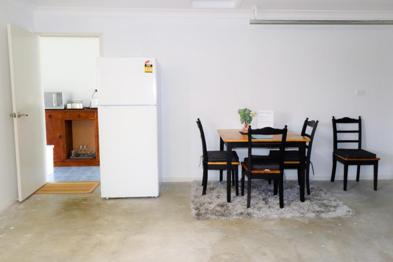 Blk Stays Guest House Deluxe Units Morayfield Dış mekan fotoğraf