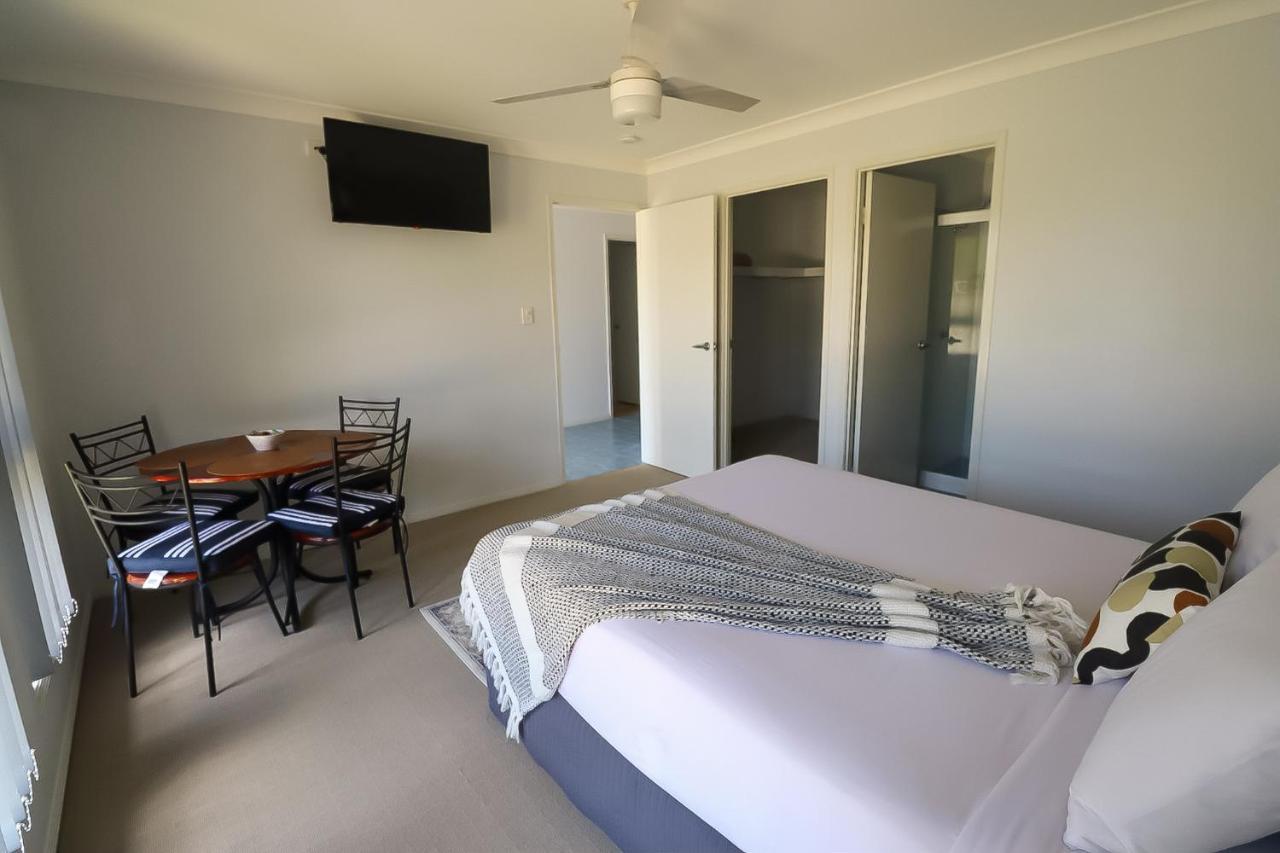 Blk Stays Guest House Deluxe Units Morayfield Dış mekan fotoğraf