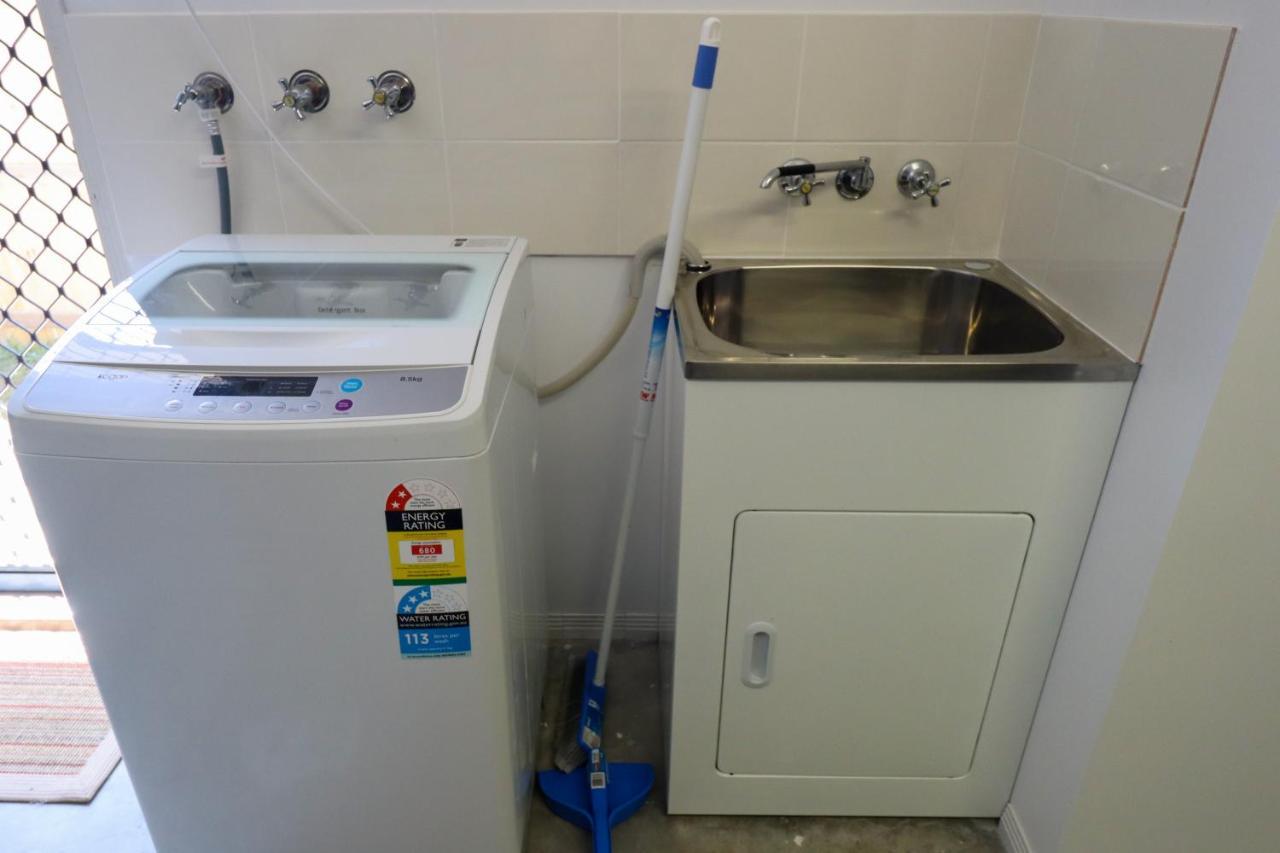 Blk Stays Guest House Deluxe Units Morayfield Dış mekan fotoğraf