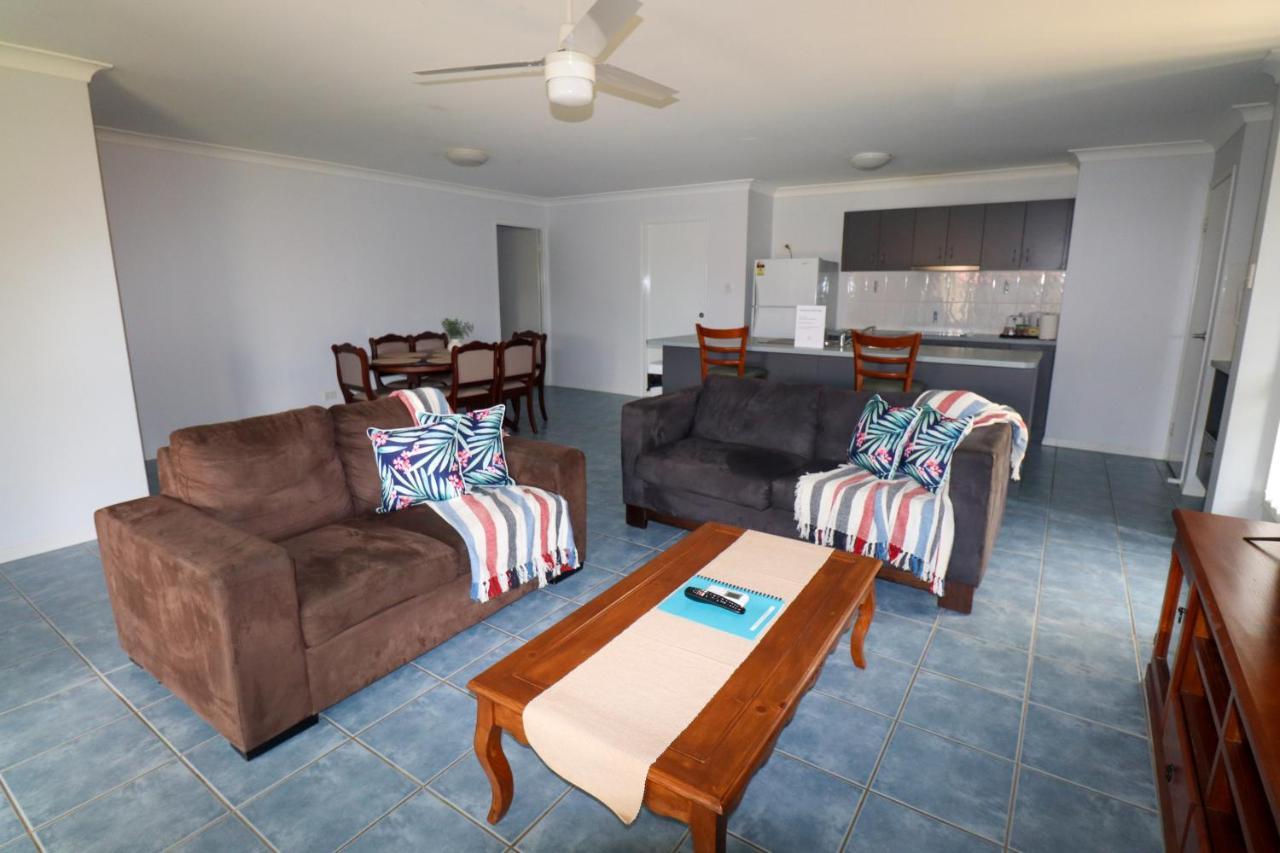 Blk Stays Guest House Deluxe Units Morayfield Dış mekan fotoğraf