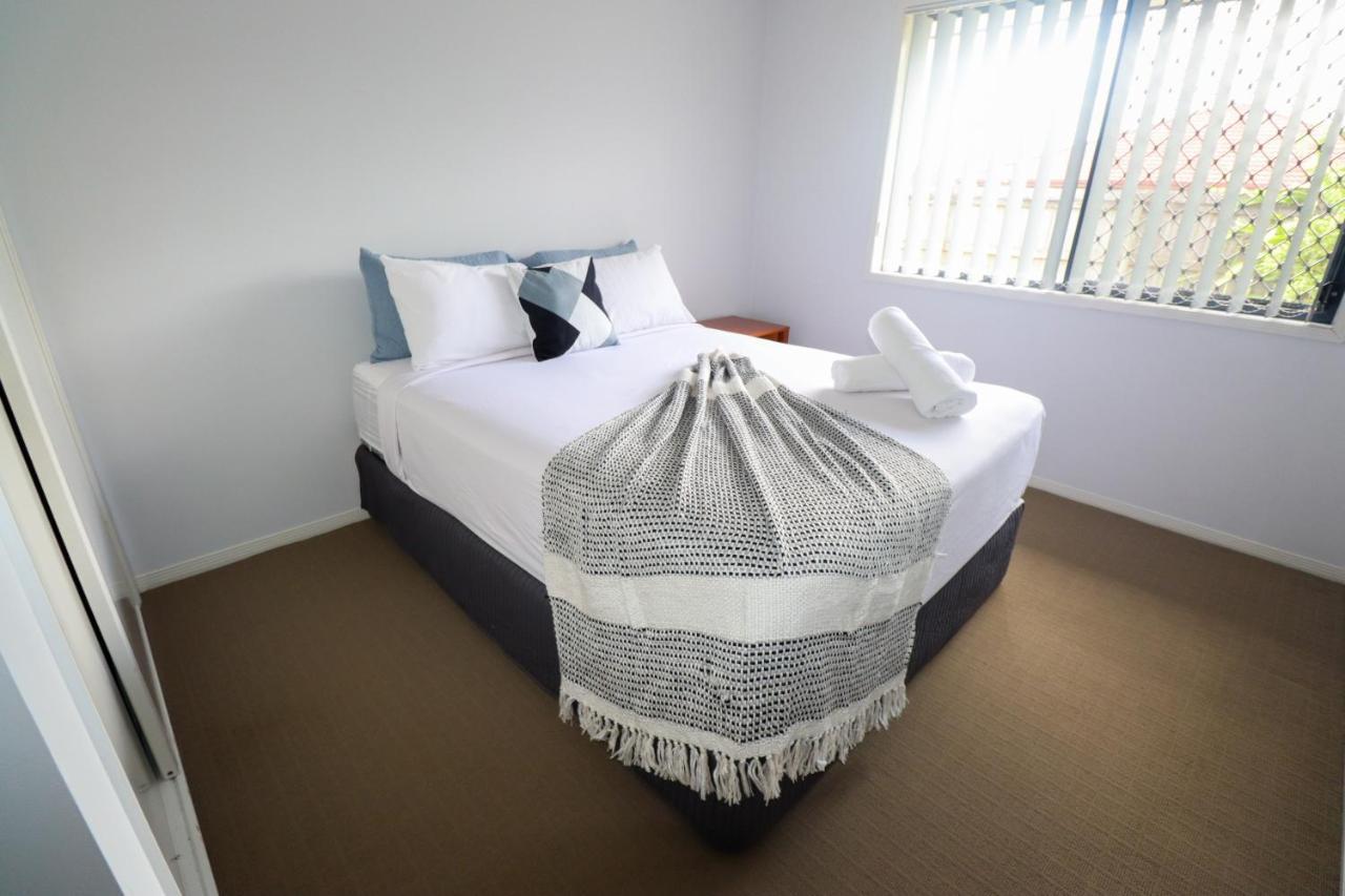 Blk Stays Guest House Deluxe Units Morayfield Dış mekan fotoğraf