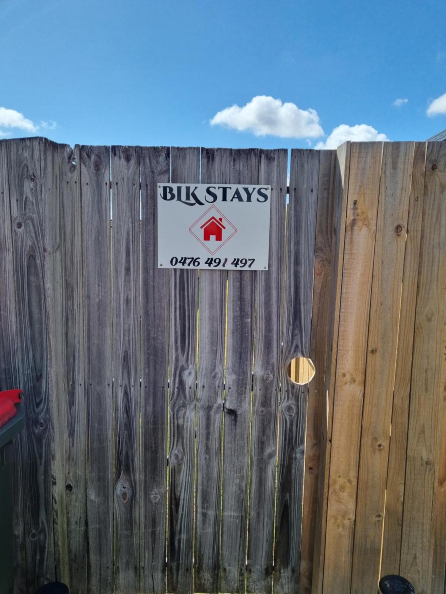 Blk Stays Guest House Deluxe Units Morayfield Dış mekan fotoğraf